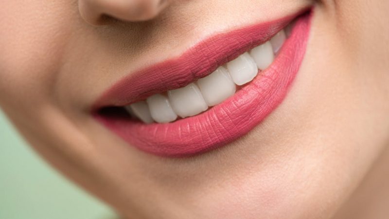 Powiększanie ust – jak osiągnąć pełniejszy i bardziej zmysłowy wygląd?